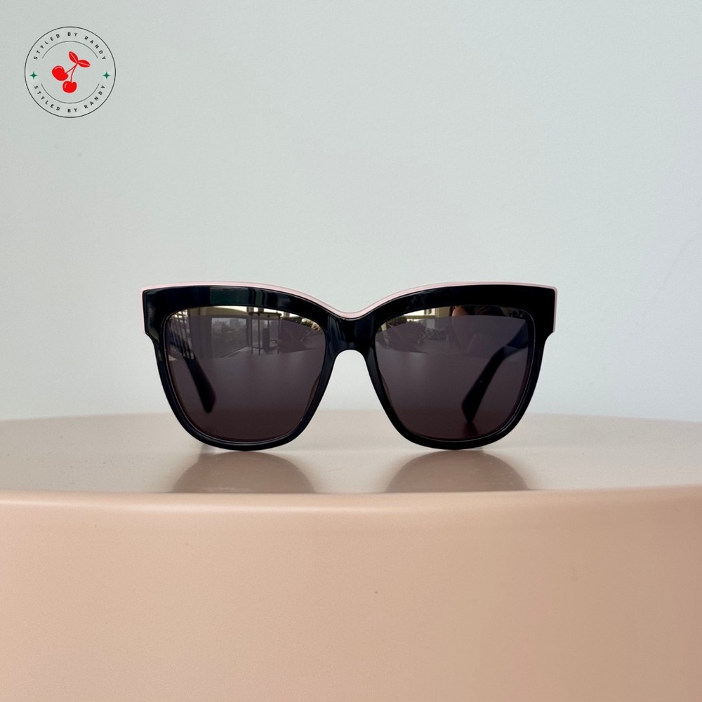 Dior DiorGraphic Wayfarer Sunglasses in Black and Pink